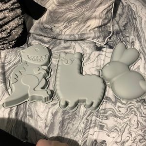 Silicone cake Molds